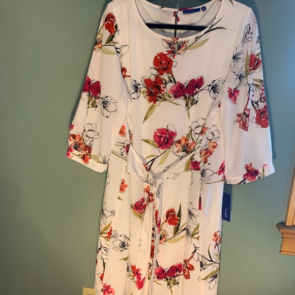 NWT Apt. 9 White Floral Blouson Sleeve Dress - Picture 2 of 8